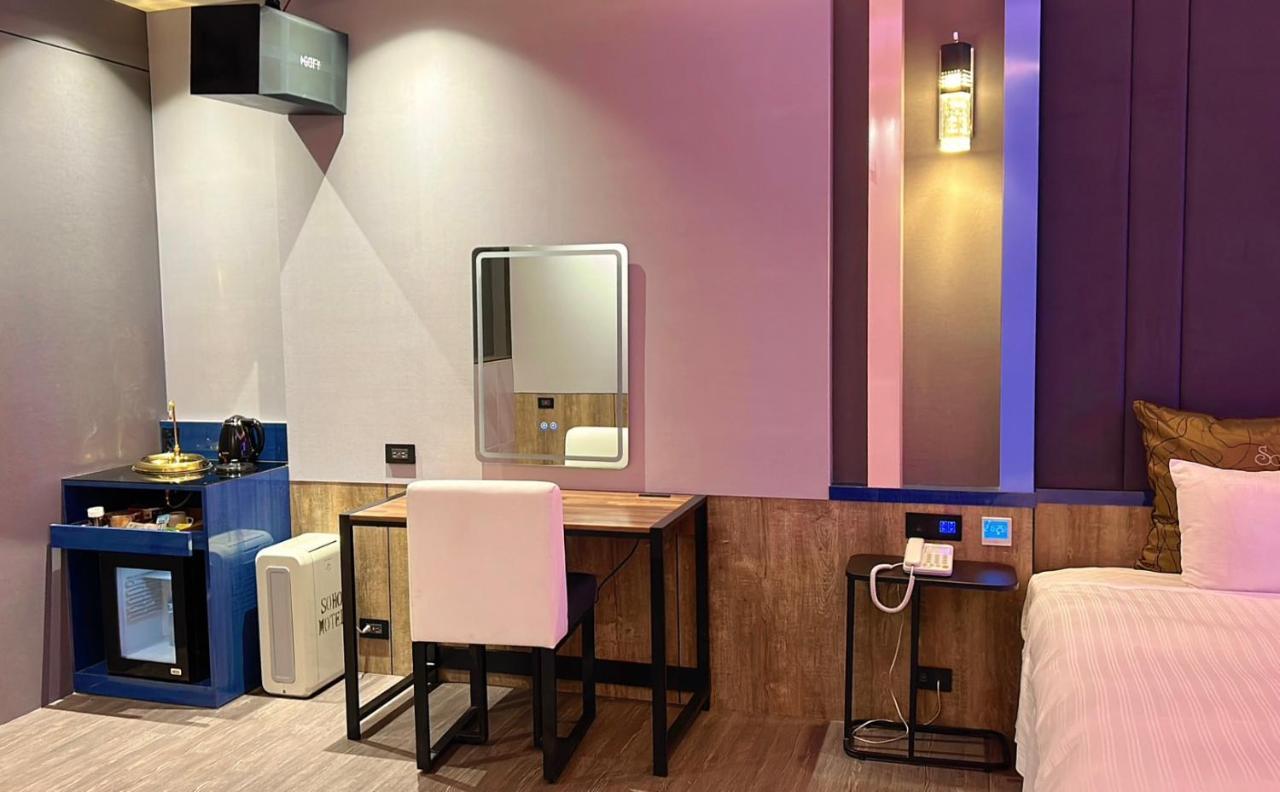 Soho Motel Taoyuan Exteriör bild
